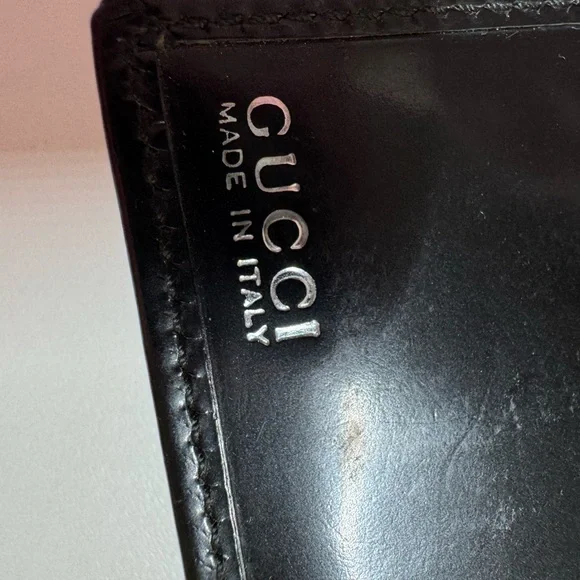 Gucci Black Patent Leather Embossed Logo Wallet EUC with COA - Picture 11 of 16